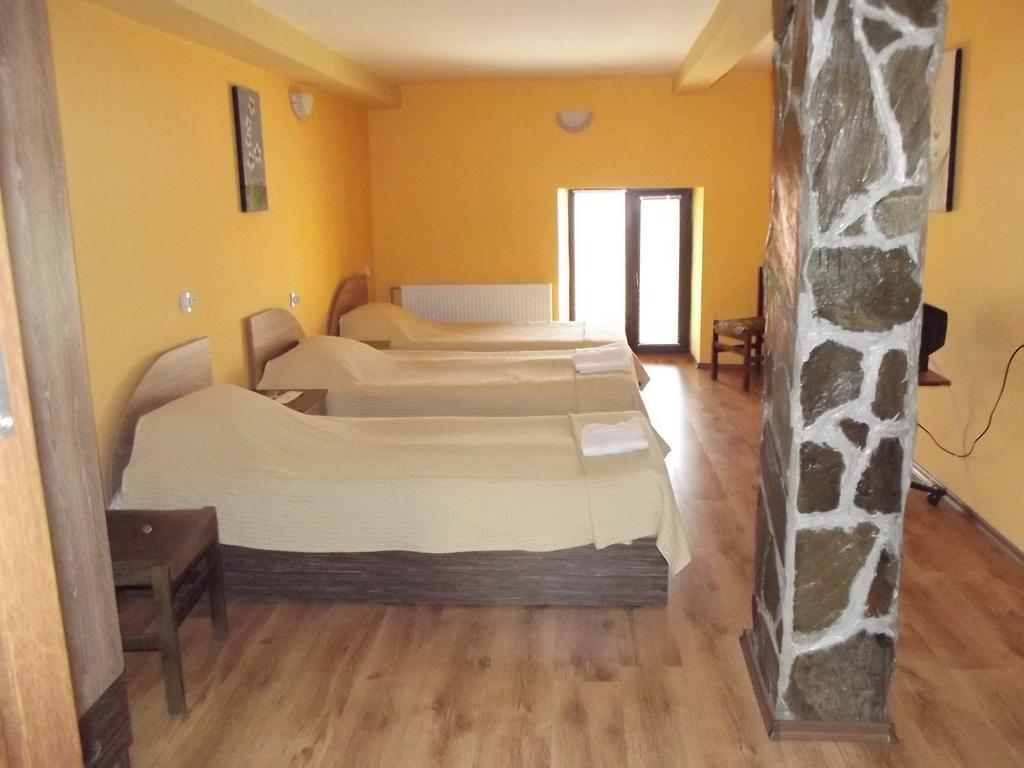 House For Guests And Friends Hotel Svishtov Exterior photo