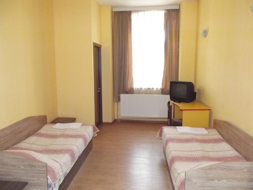 House For Guests And Friends Hotel Svishtov Exterior photo